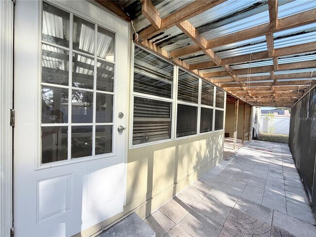 Building Photo - 309 Kerry Dr