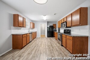 Building Photo - 11927 Ranchwell Cove