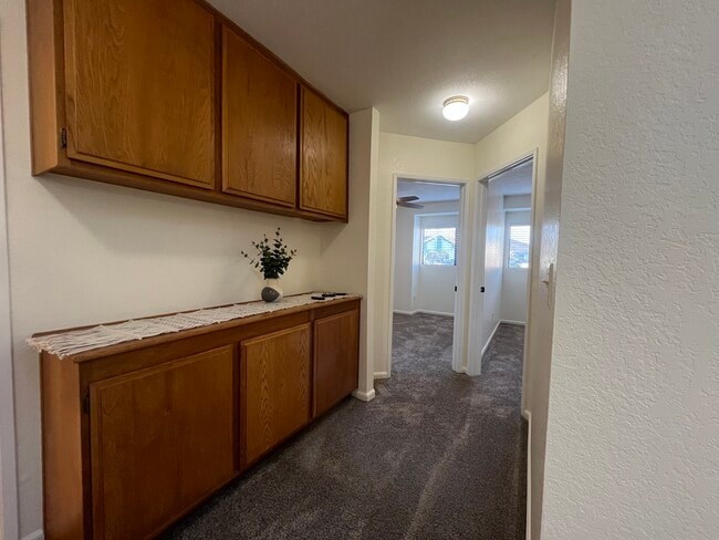 Building Photo - 827 El Paso Ct