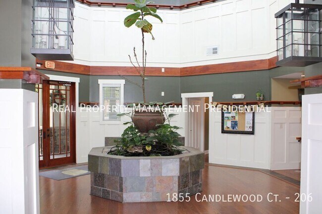 Building Photo - 1855 Candlewood Ct