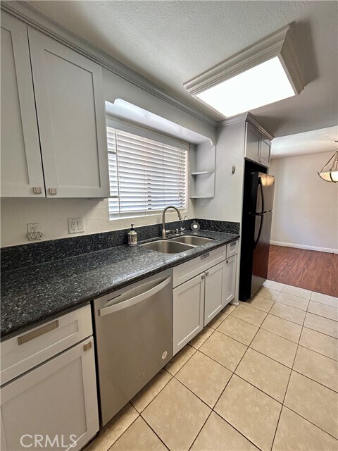 Building Photo - 1039 Mt Olive Dr