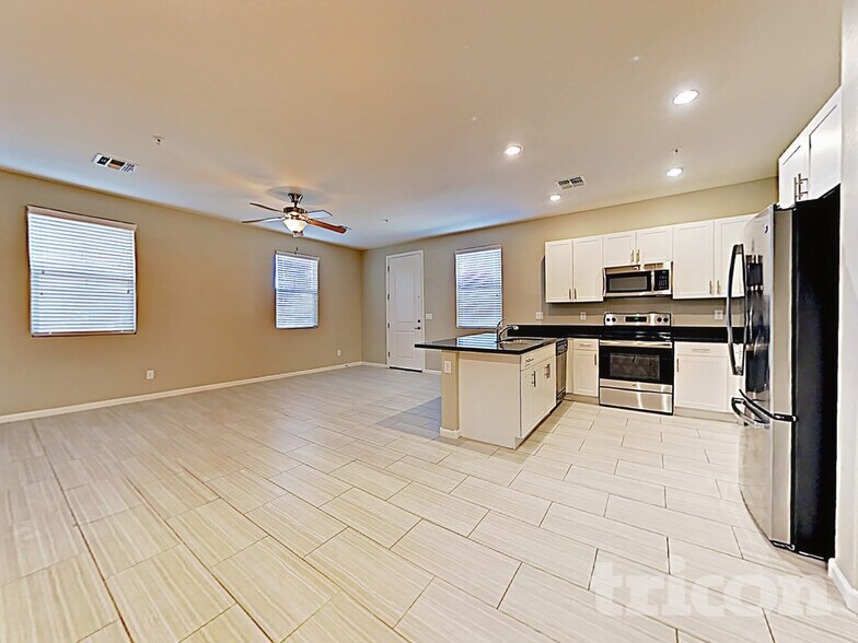 Building Photo - 12597 W Steed Ridge