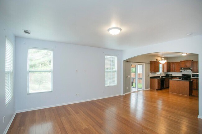 Building Photo - 3601 Harpeth Springs Dr