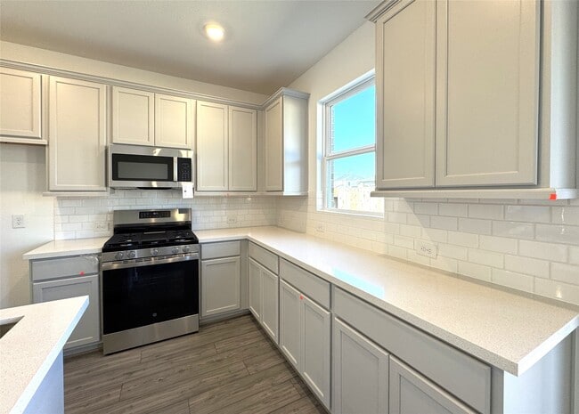 Building Photo - 9723 Pettus Crk Dr