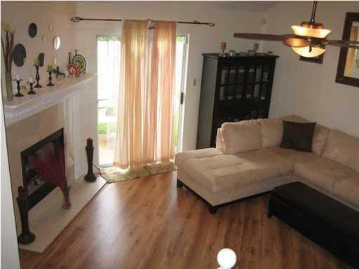 Building Photo - 427 Bristol Cove Rd