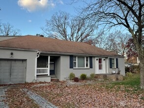 Building Photo - 60 Kensington Ave