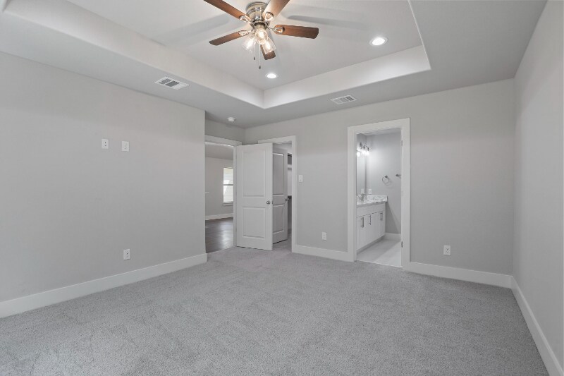 Building Photo - 2327 Harding St