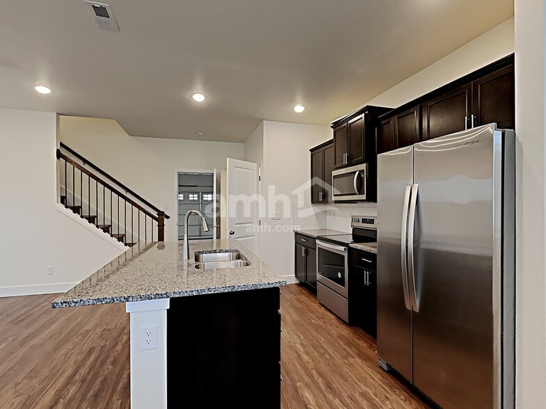 Building Photo - 23355 SE Dogwood St