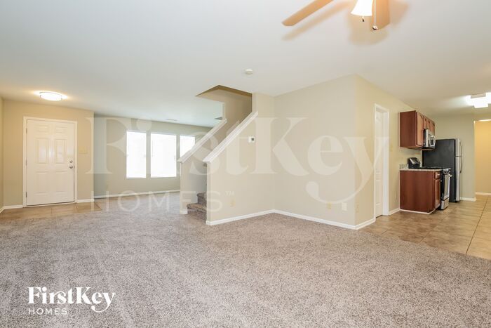 Building Photo - 5418 Fairway Forest Dr