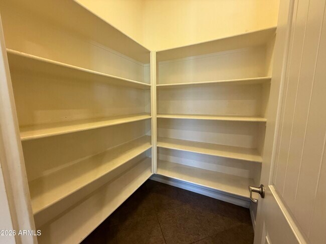 Building Photo - 4045 S Camellia Dr