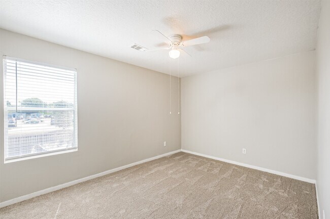 Building Photo - 5626 Calm Ct