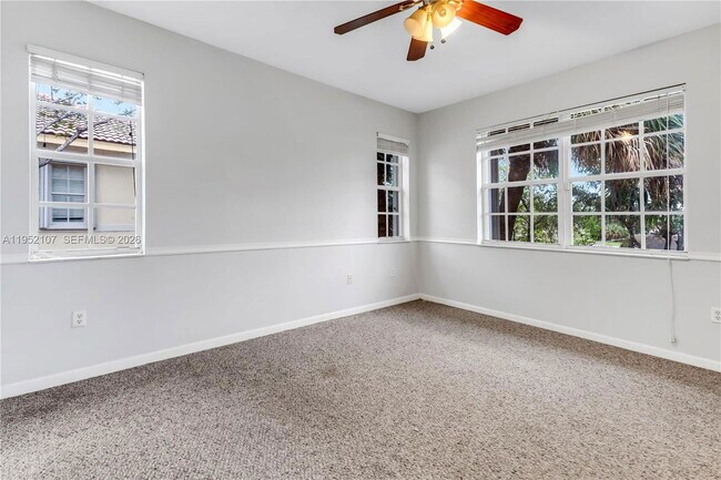 Building Photo - 2540 SW 85th Terrace