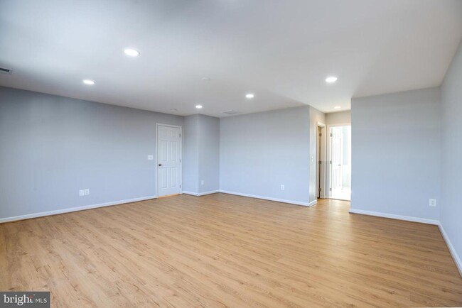 Building Photo - 11932 Blue Violet Way