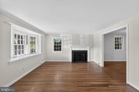 Building Photo - 216 Huron Ave