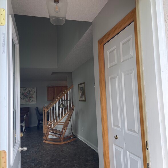 Building Photo - 5420 Fawn Meadow Curv SE