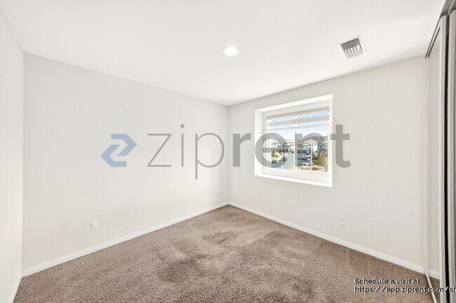 Building Photo - 7651 Heathblossom St