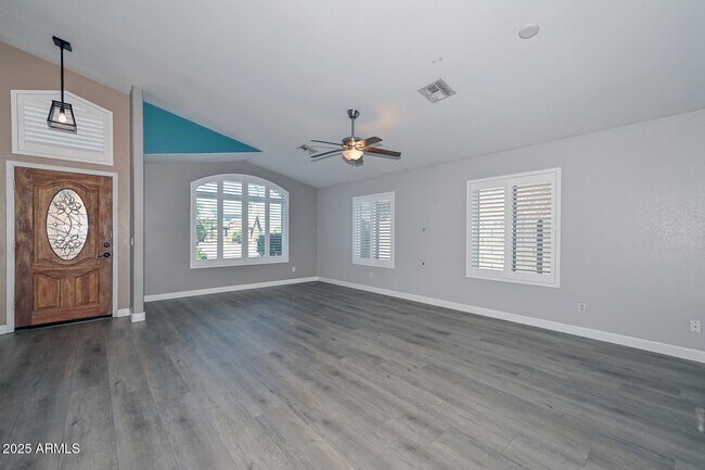 Building Photo - 18203 N 85th Dr