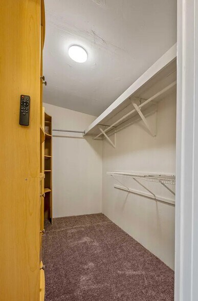 Building Photo - 2081 Nehemiah Ct