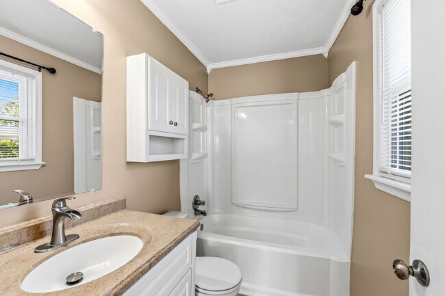 Building Photo - 311 Gardners Mill Ct