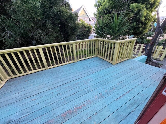 Building Photo - 41 Thornton Ave