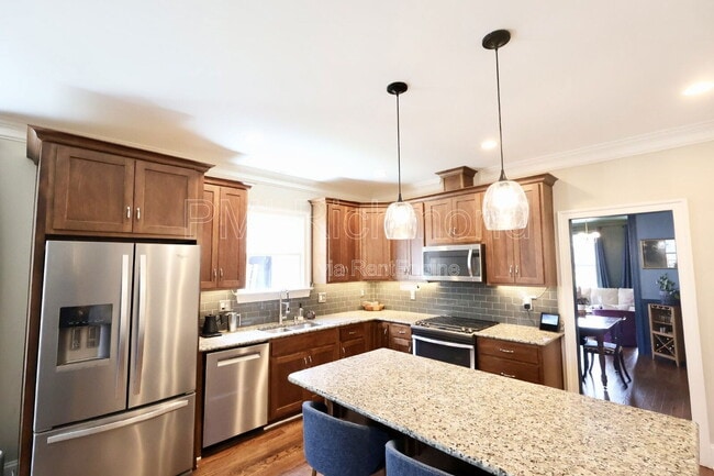 Building Photo - 612 N 30th St