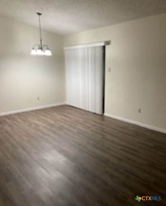 Building Photo - 2211 Barry Dr