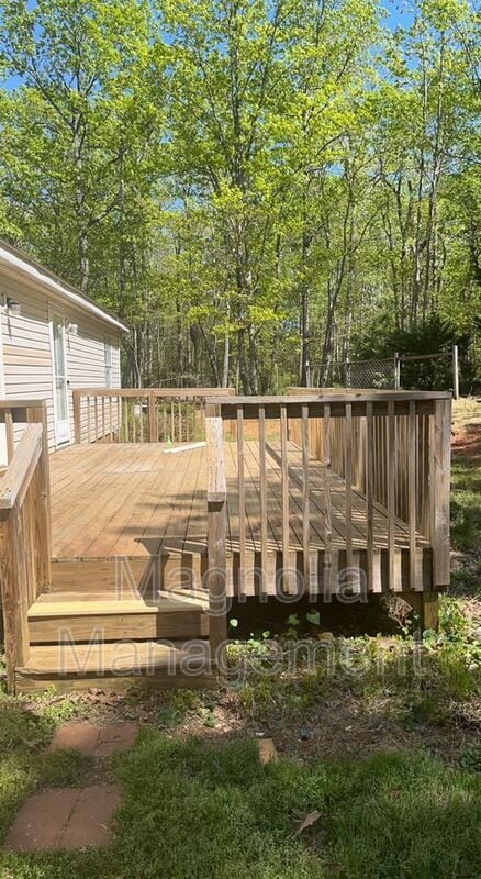 Building Photo - 7101 Mountain Rd