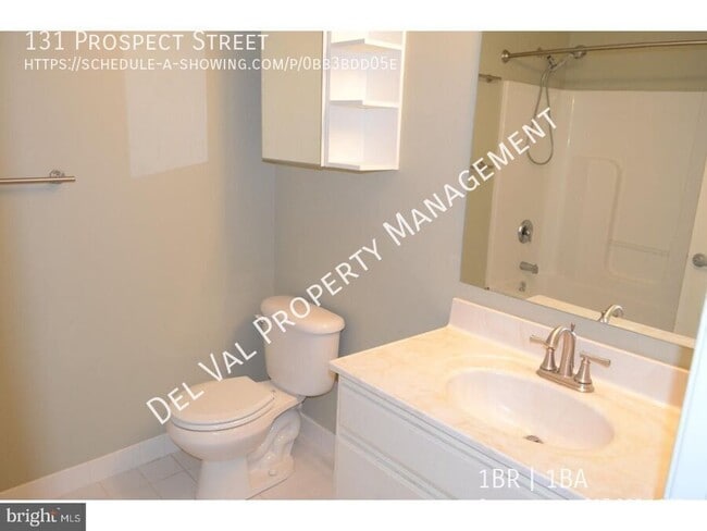 Building Photo - 131 Prospect St
