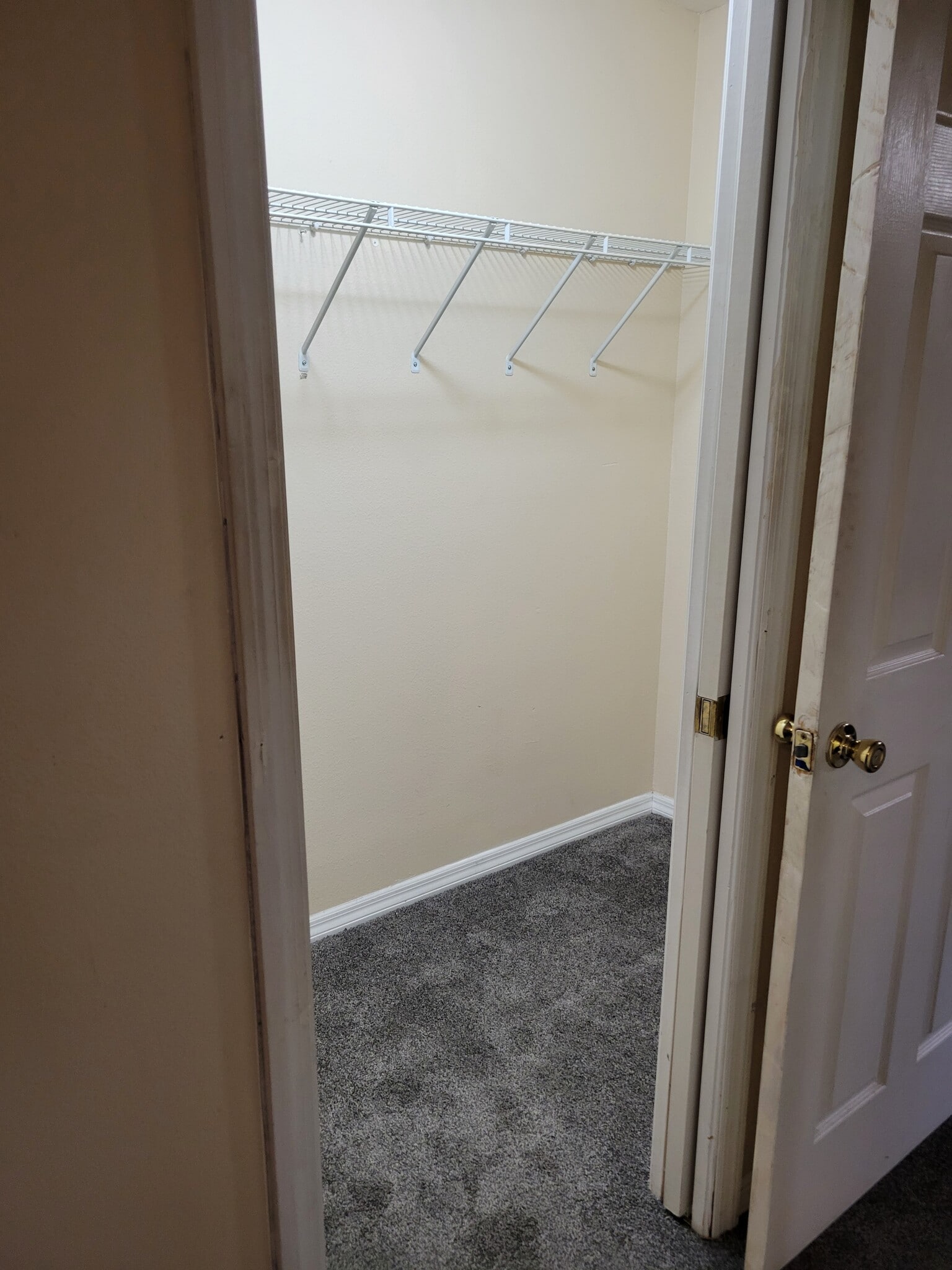 Building Photo - 2038 Blackston Ave