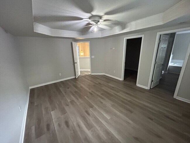 Building Photo - **Spacious 4-Bedroom Home with Walk-In Clo...