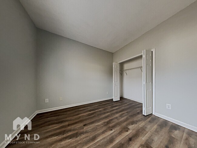 Building Photo - 4316 Hovis Rd