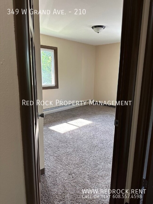 Building Photo - 349 W Grand Ave