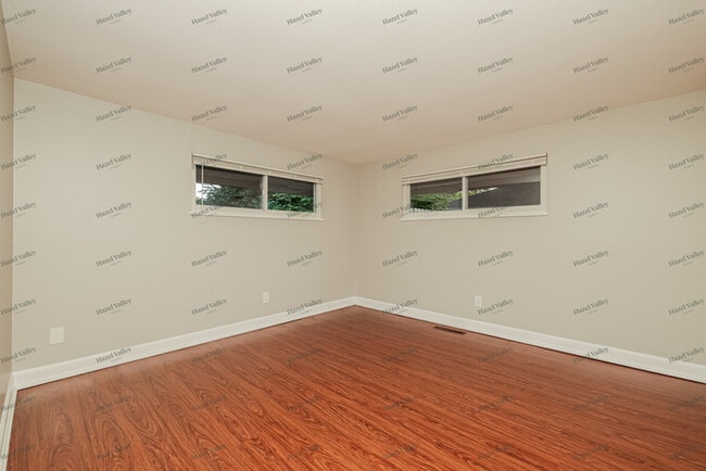 Building Photo - 4500 Henrich Dr