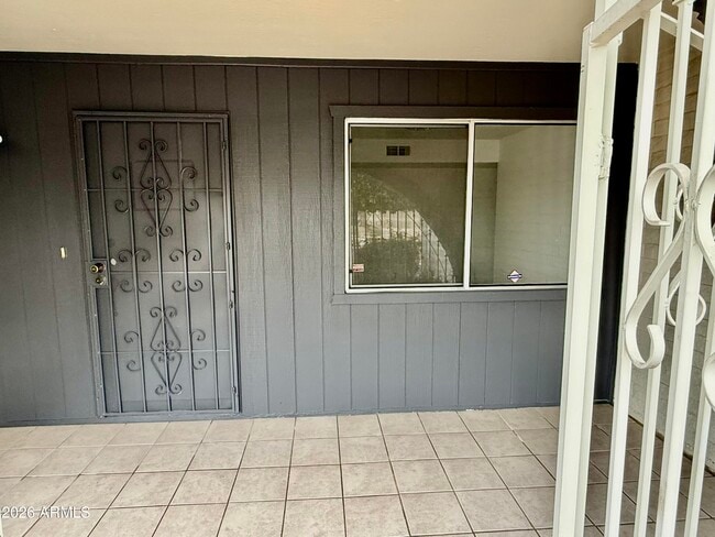 Building Photo - 5817 W Tierra Buena Ln