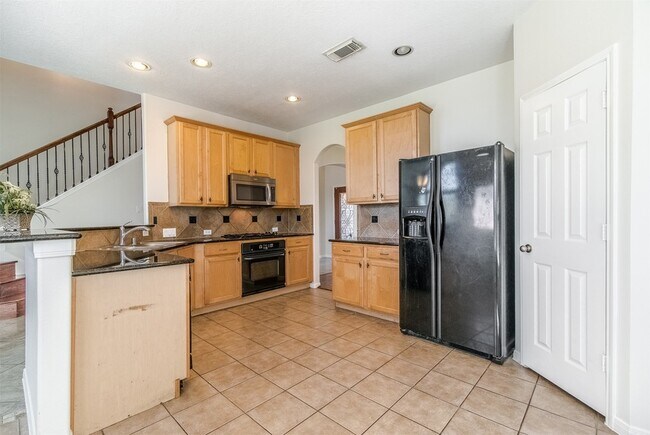 Building Photo - 11414 Summit Bay Dr