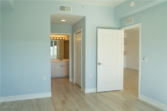 Building Photo - 2700 Cypress Trace Cir