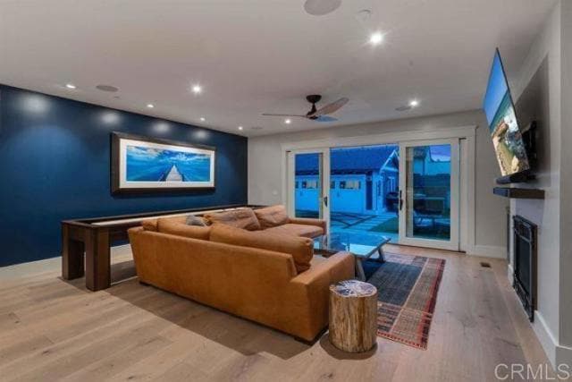 Building Photo - 1027 G Ave