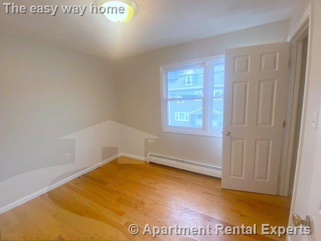 Building Photo - 66 Cedar St