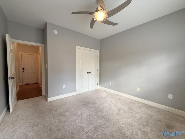 Building Photo - 118 Crystal Lake Dr