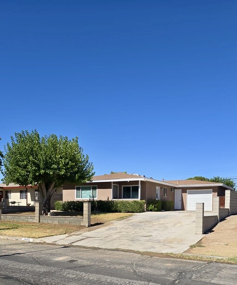Primary Photo - 15224 Las Piedras Dr