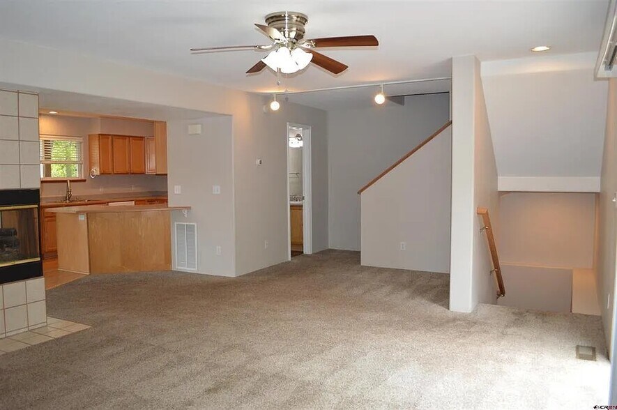 Building Photo - 57 Sunridge Ln