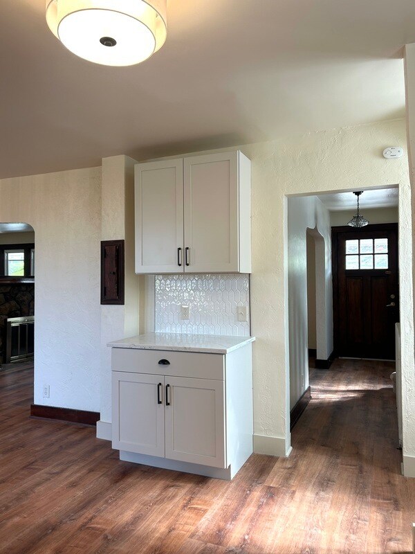 Building Photo - 114 Augusta St