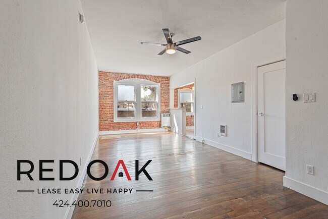 Primary Photo - 5407 Sierra Vista Ave