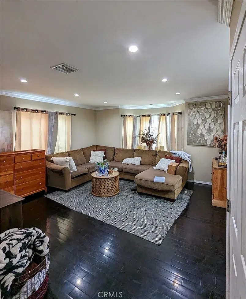 Building Photo - 2317 S Harcourt Ave