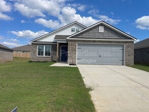 Building Photo - 223 Faded Rose Ln