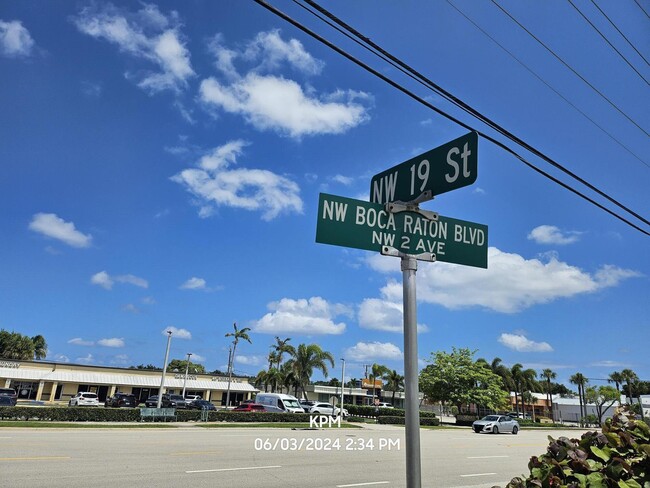 Building Photo - 340 NW 19th St