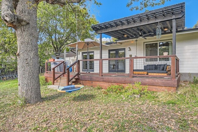 Building Photo - 1713 Mariposa Dr