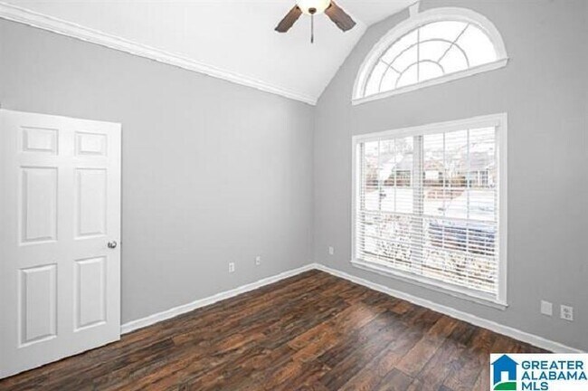 Building Photo - 106 Hidden Creek Cove