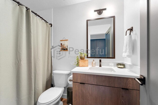 Building Photo - 230 W 1300 S St