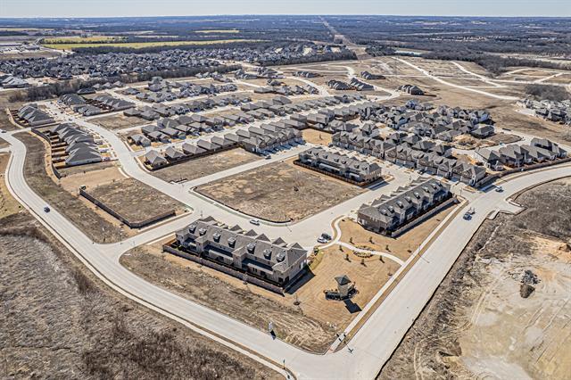 Building Photo - 736 Thorn Crk Dr